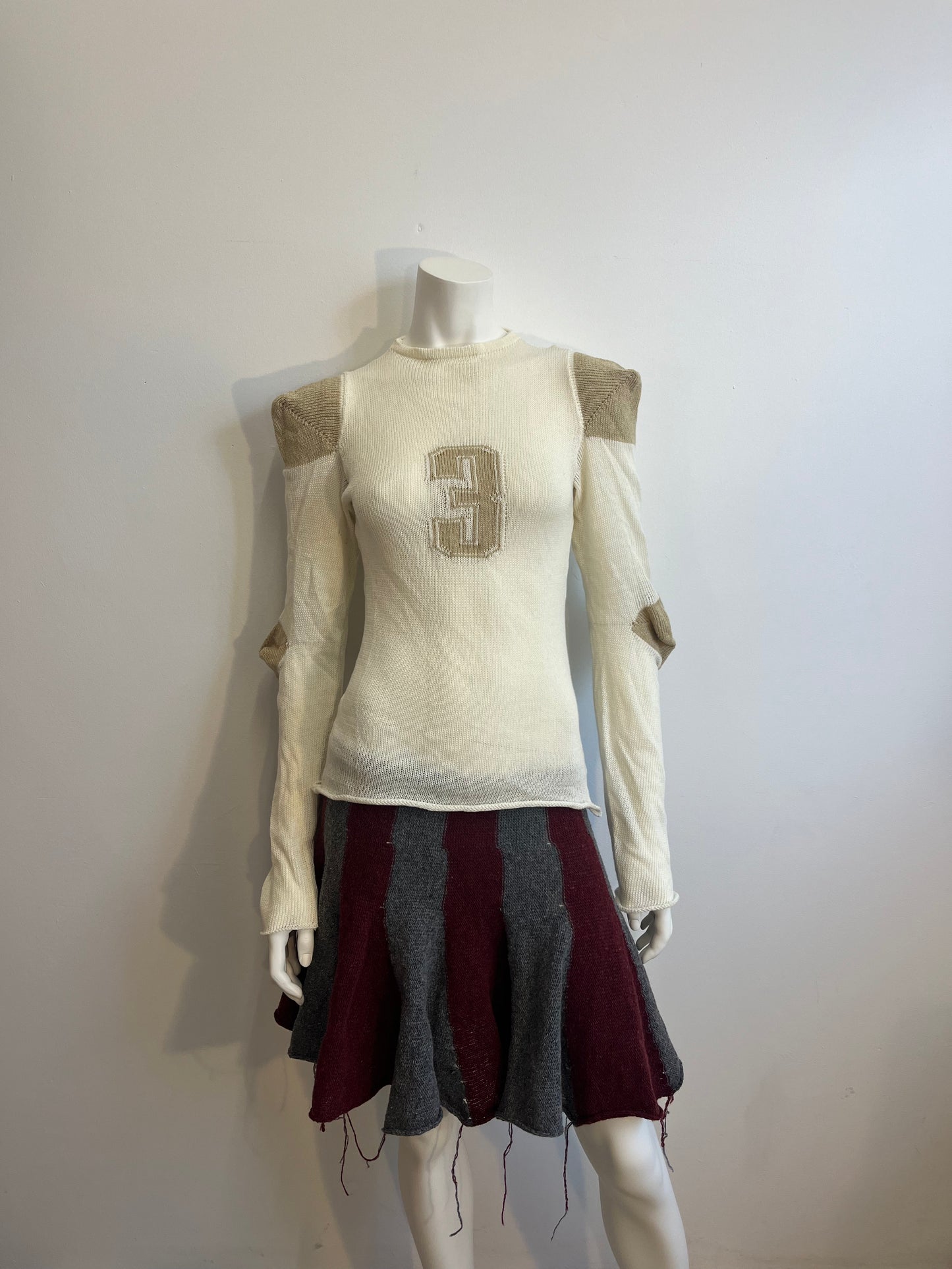 White jersey long sleeve