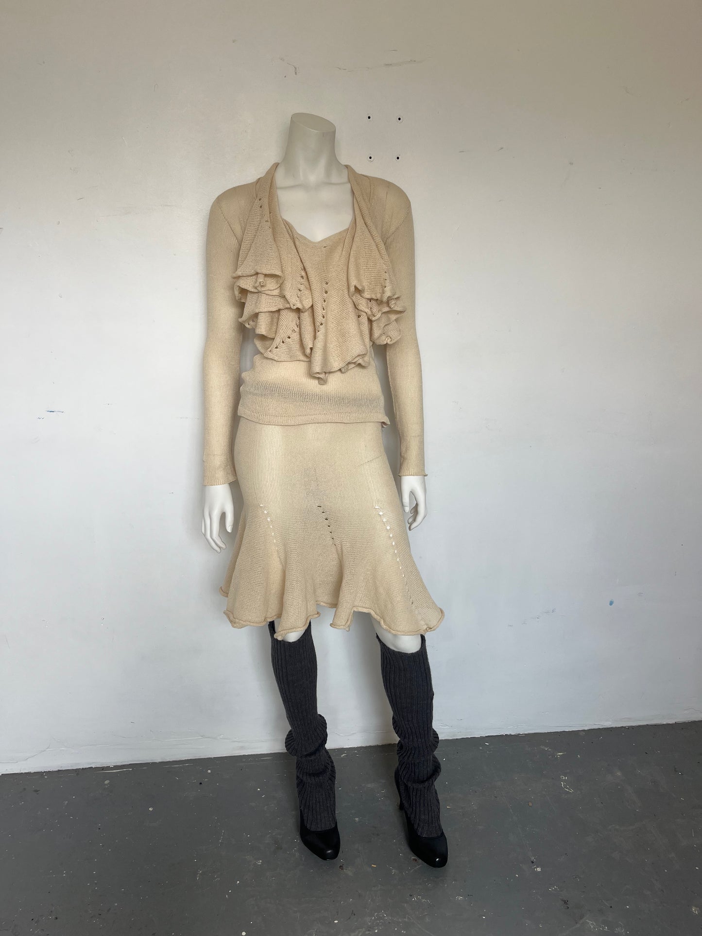 Cotton ruffle pencil skirt- cream