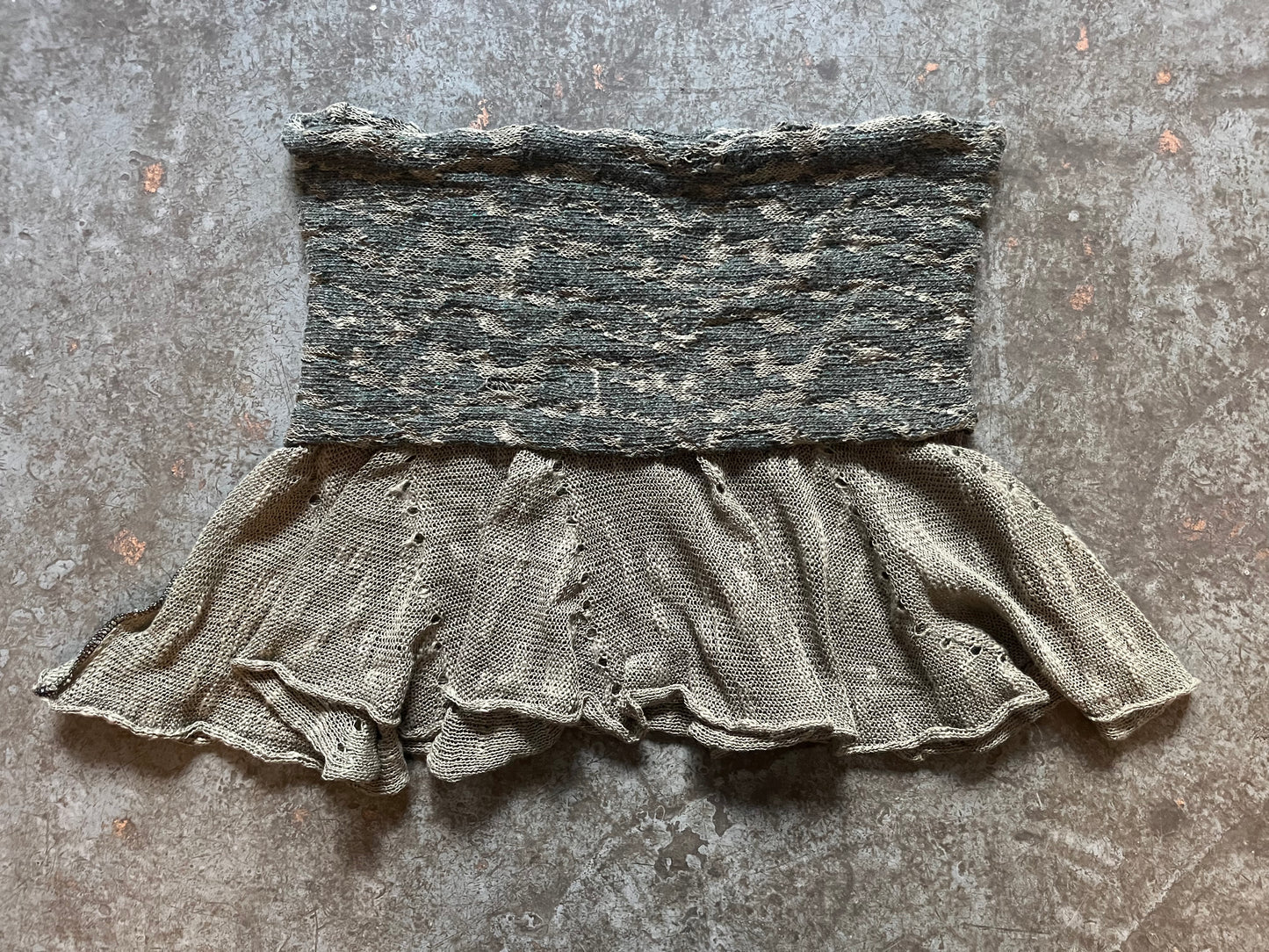 Camo ruffle mini skirt