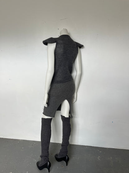 Shoulder pad top - grey